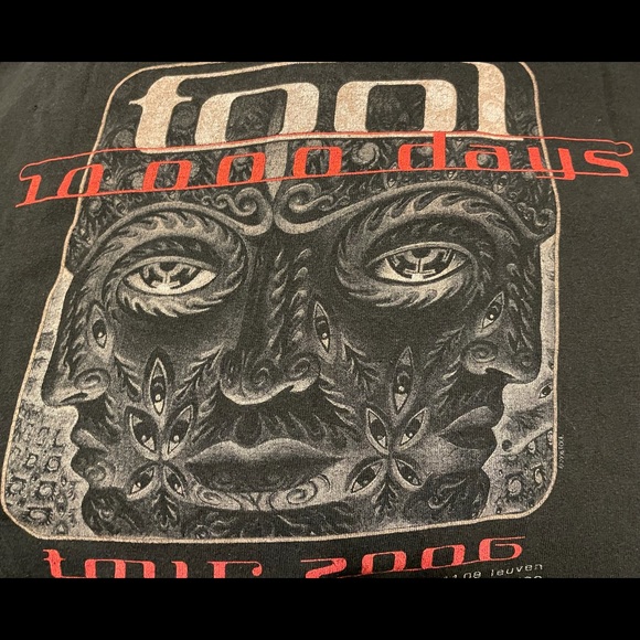 AUTHENTIC 2006 TOOL VINTAGE 10,000 Days Concert tee! GREAT condition. L. - Picture 10 of 10